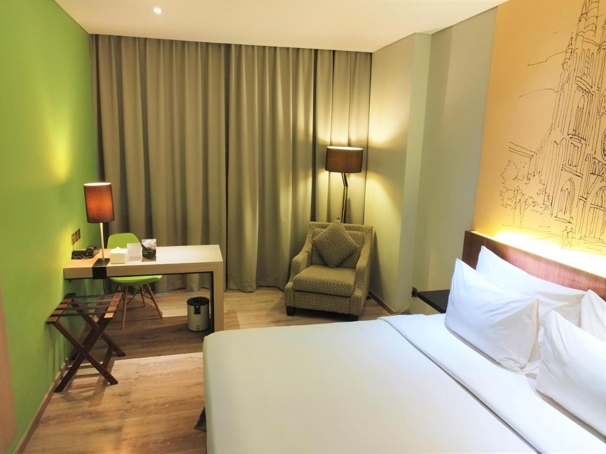 Aone Hotel Jakarta Exterior photo